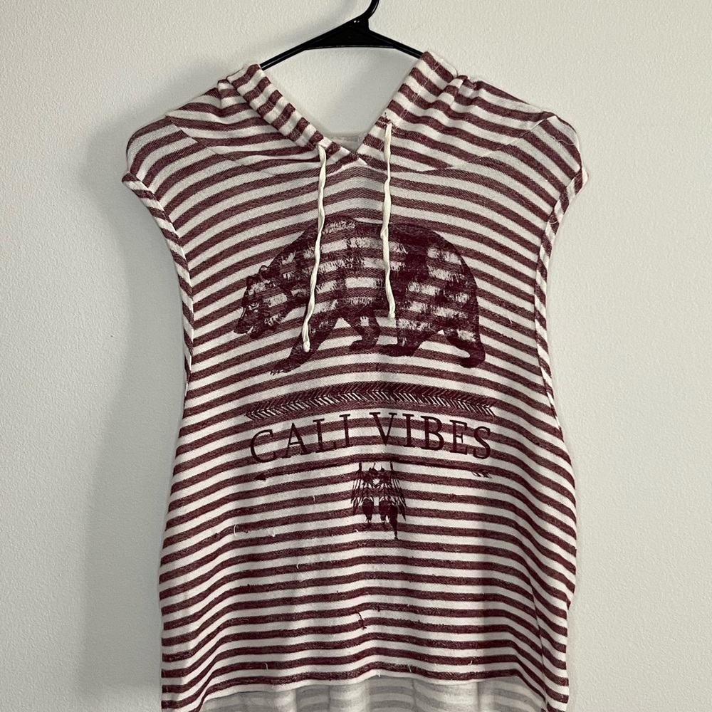 Cali Vibes Striped Sleeveless Hoodie - Red and White